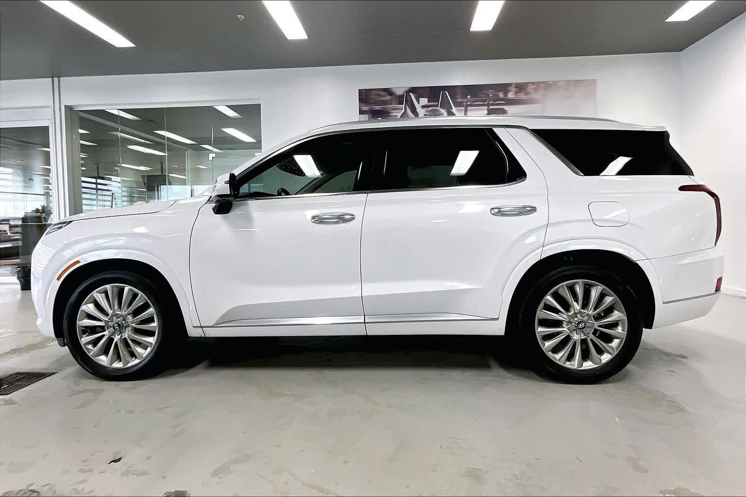 Thumbnail: 2020 Hyundai Palisade - 3