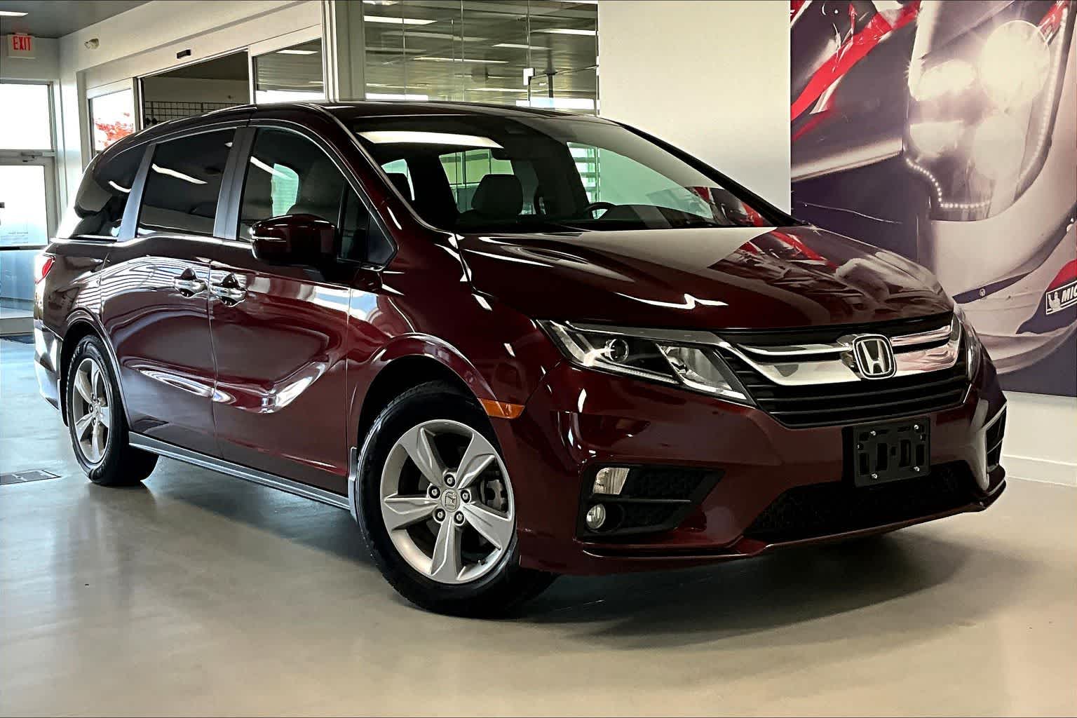 Thumbnail: 2018 Honda Odyssey - 19