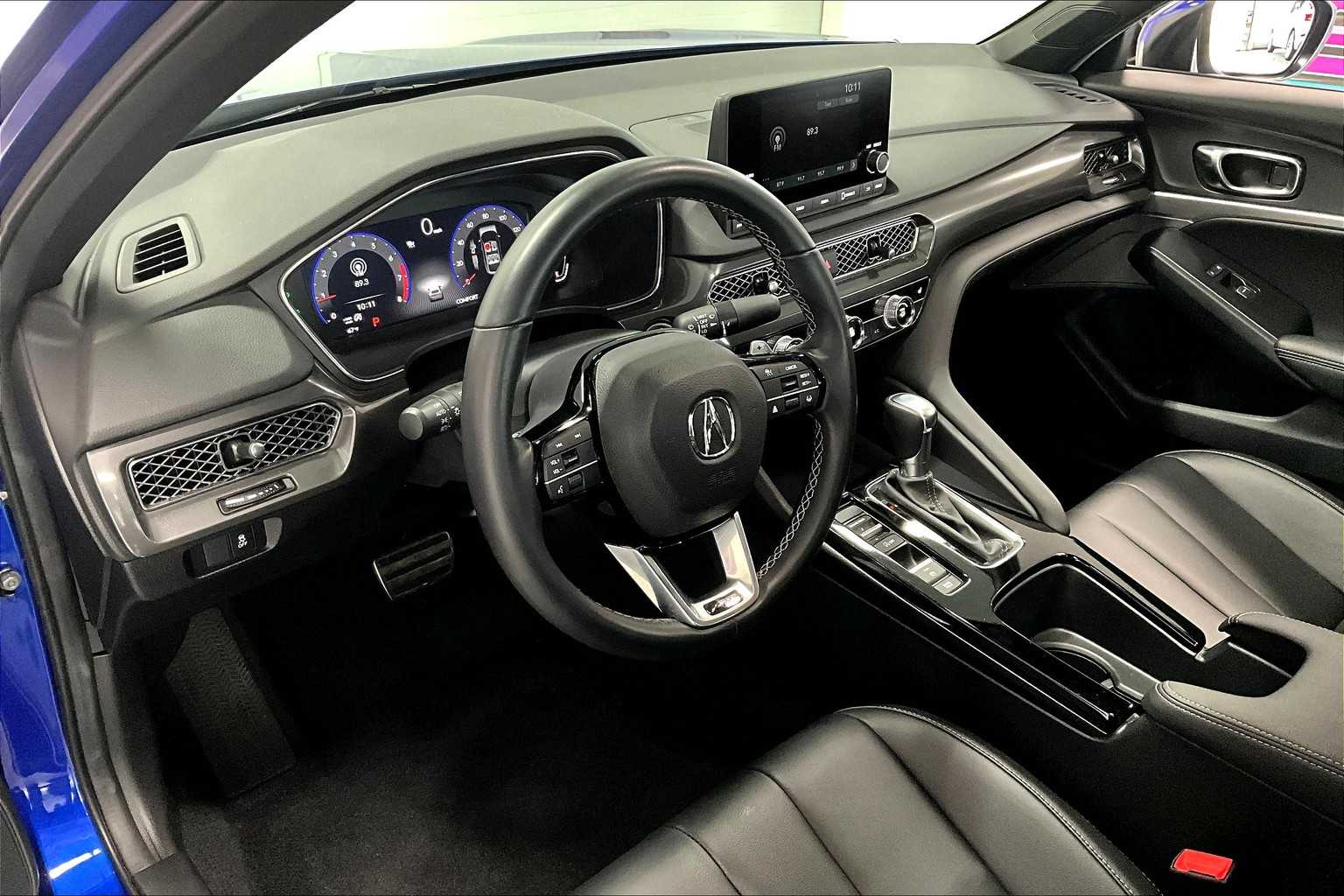 Thumbnail: 2025 Acura Integra - 2