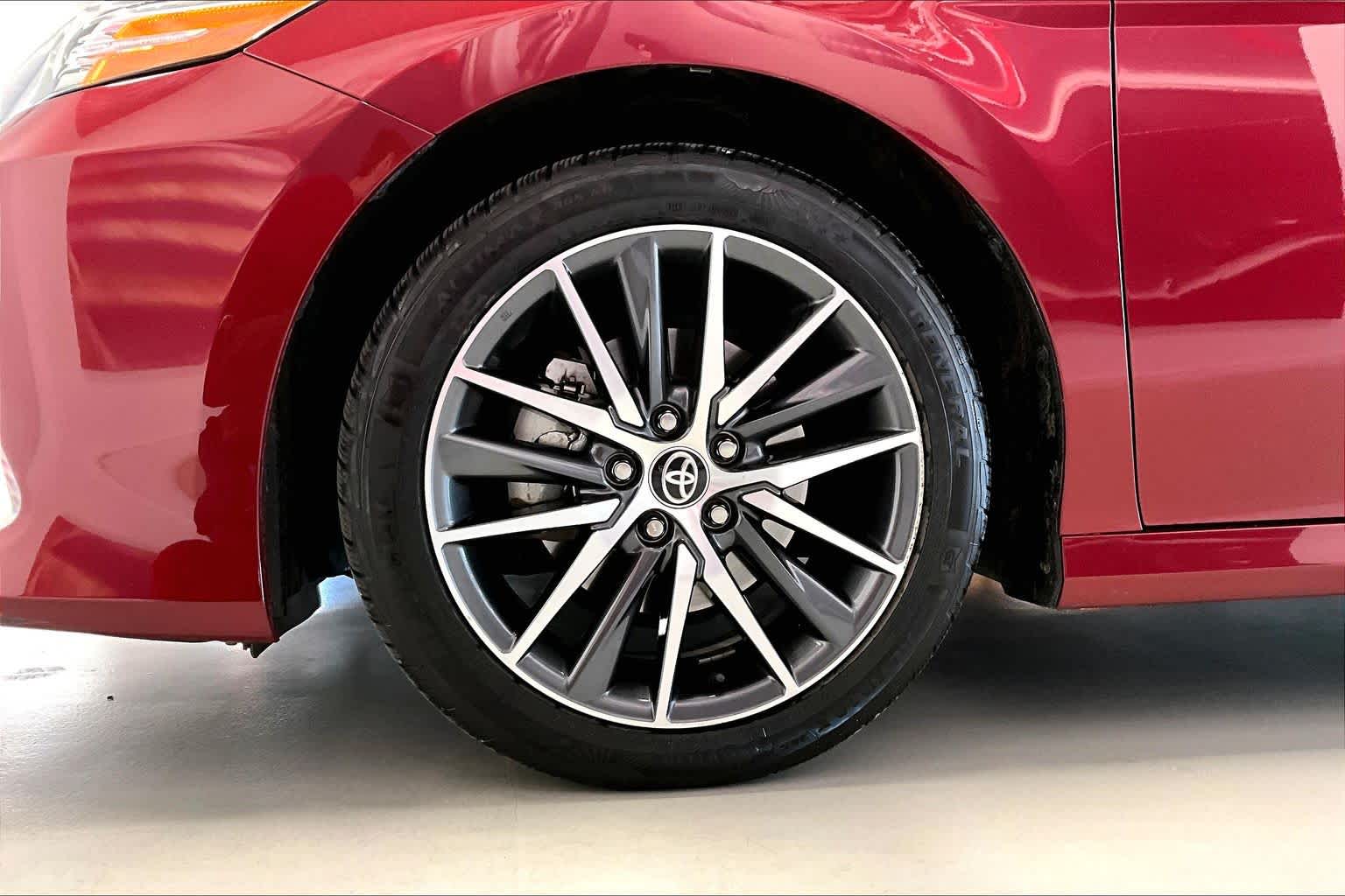 Thumbnail: 2022 Toyota Camry - 7