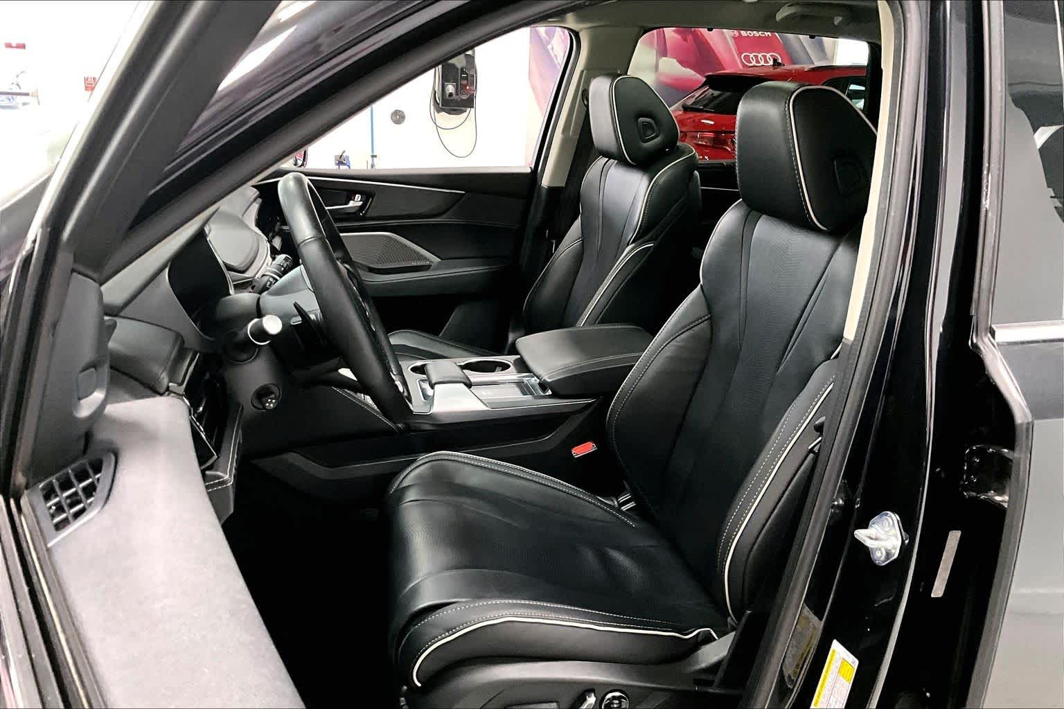 Thumbnail: 2024 Acura MDX - 9