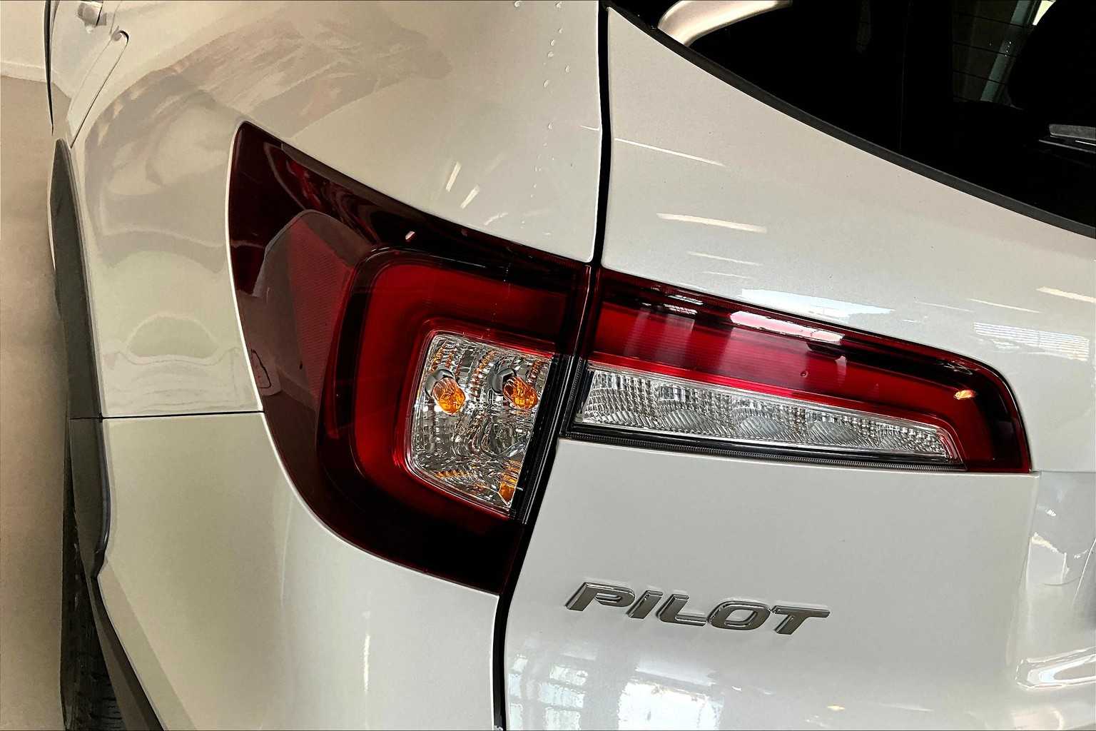 Thumbnail: 2022 Honda Pilot - 29