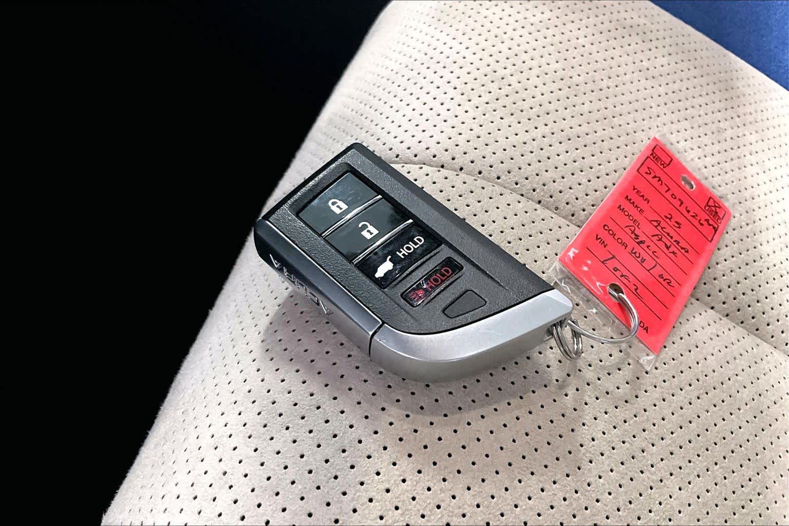 Thumbnail: 2025 Acura ADX - 18