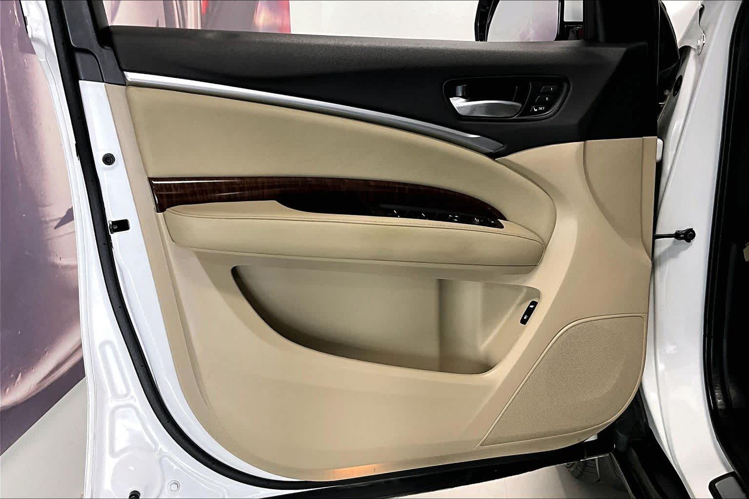 Thumbnail: 2020 Acura MDX - 25