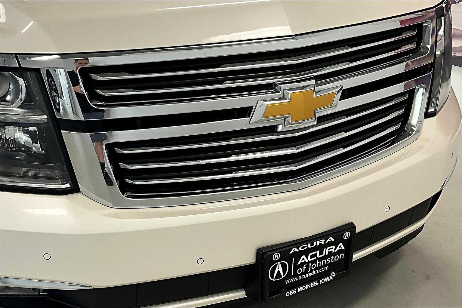 Thumbnail: 2015 Chevrolet Tahoe - 25