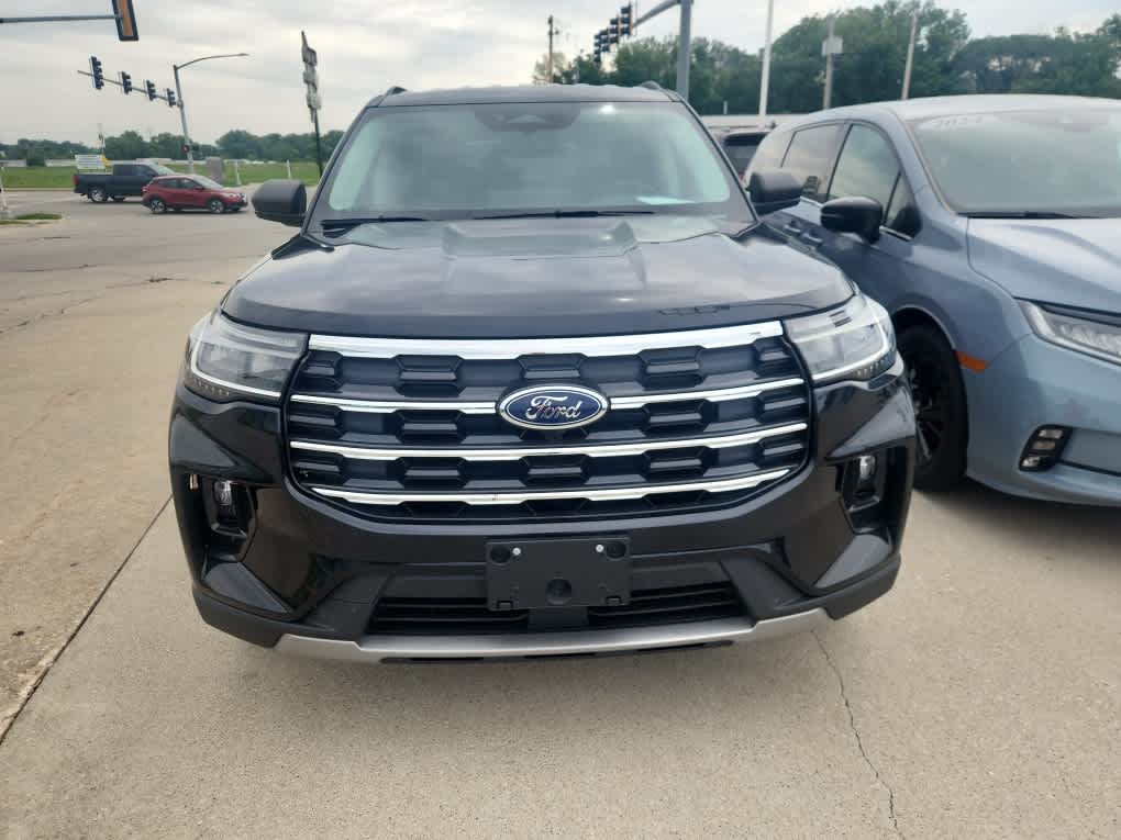 Thumbnail: 2025 Ford Explorer - 2