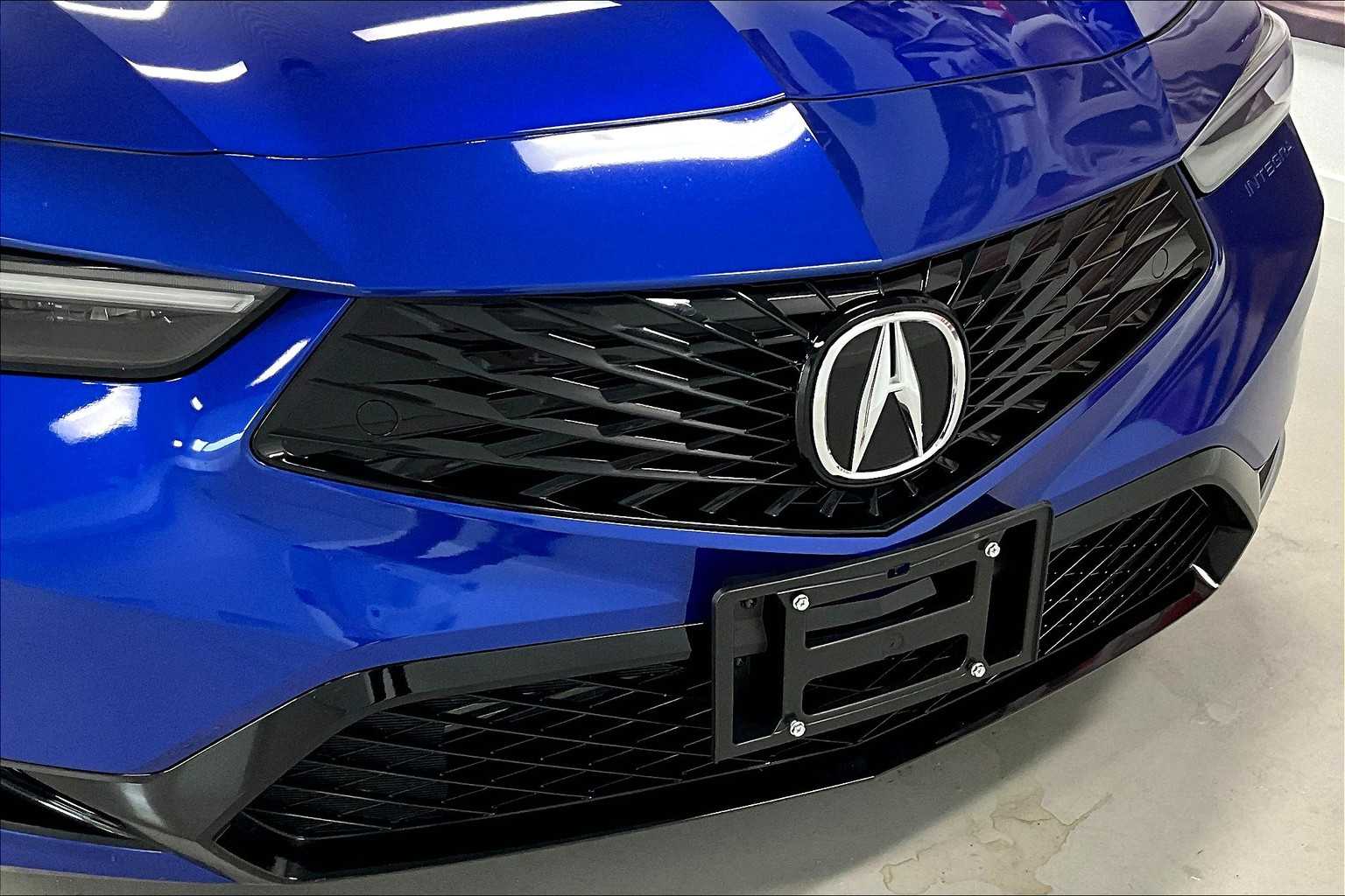 Thumbnail: 2025 Acura Integra - 31