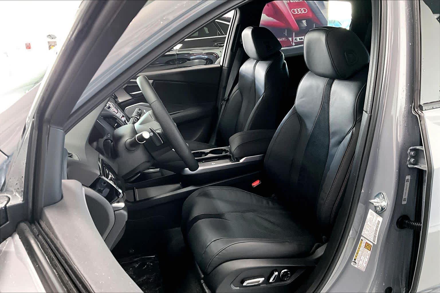 Thumbnail: 2026 Acura RDX - 11