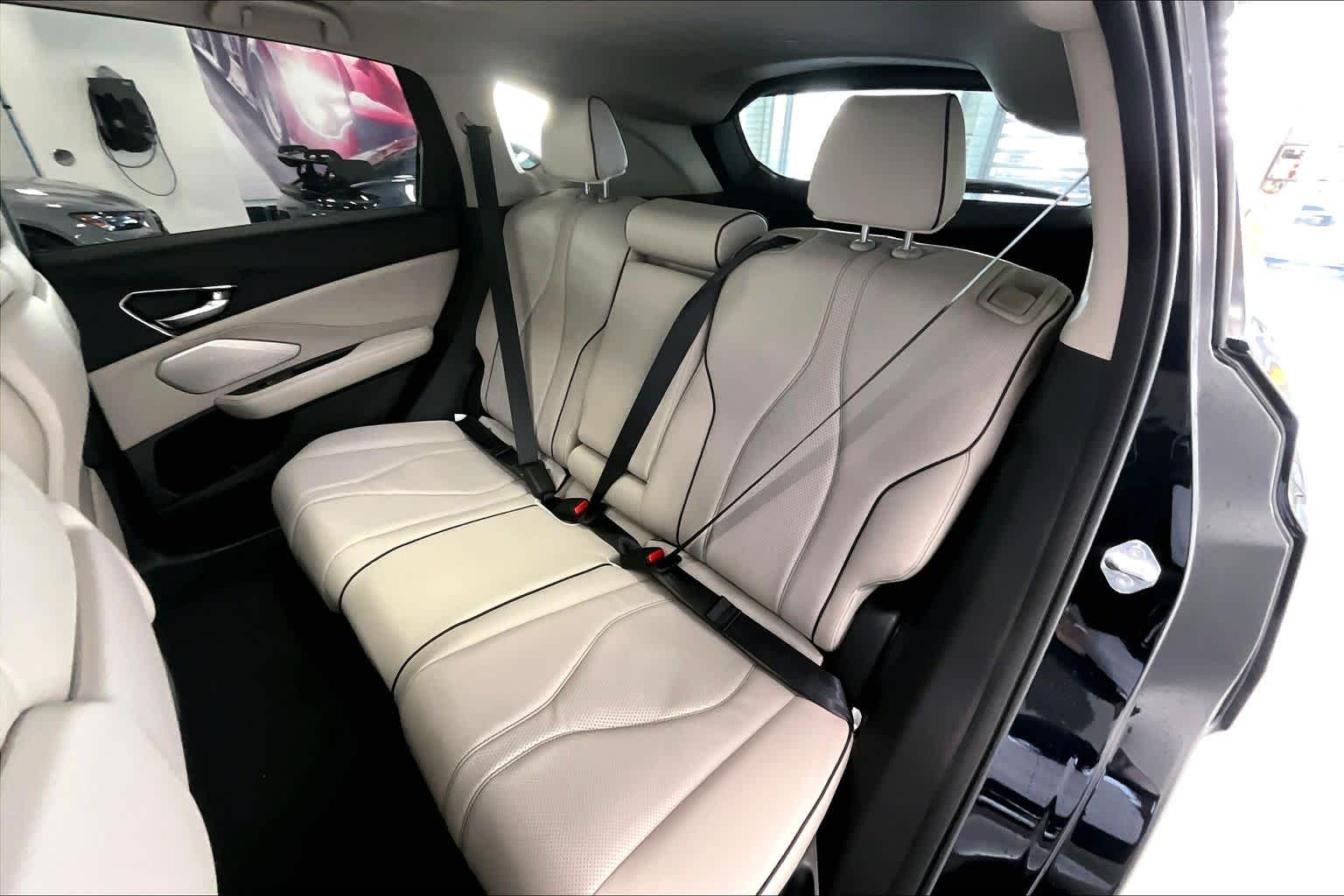 Thumbnail: 2026 Acura RDX - 12