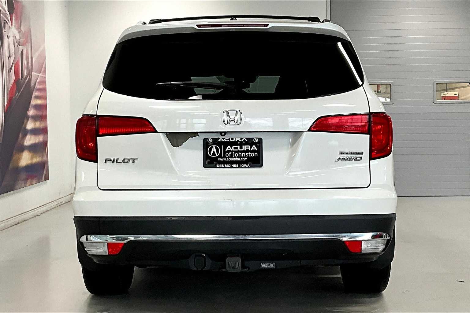 Thumbnail: 2016 Honda Pilot - 5
