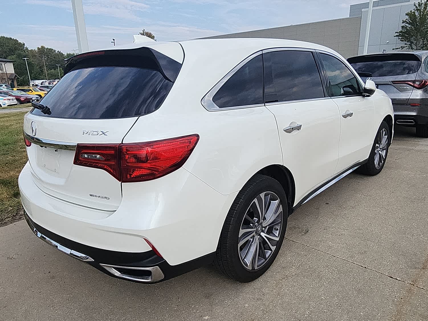 Thumbnail: 2018 Acura MDX - 3