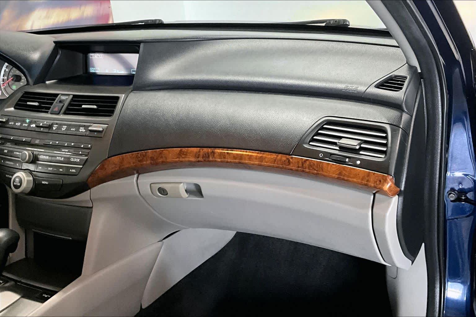Thumbnail: 2011 Honda Accord - 20
