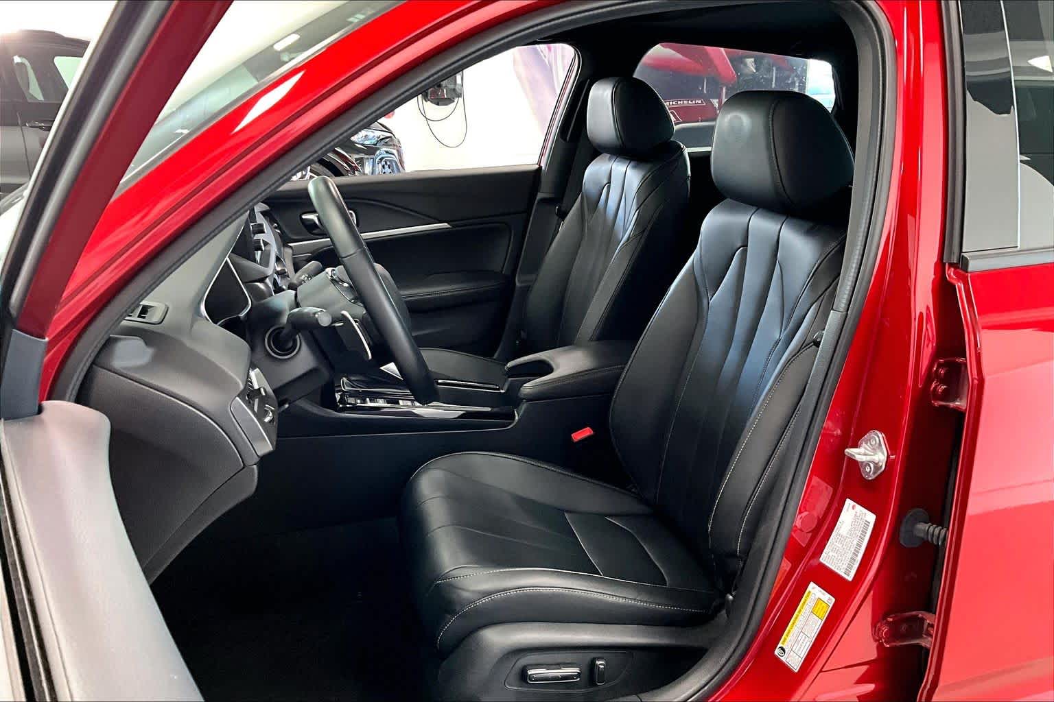 Thumbnail: 2023 Acura Integra - 10