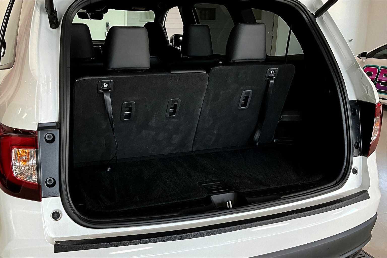 Thumbnail: 2022 Honda Pilot - 16