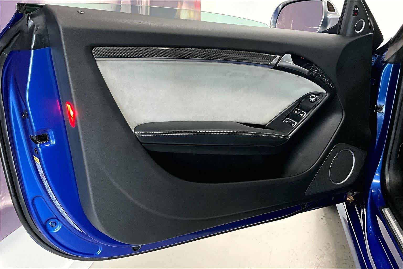 Thumbnail: 2016 Audi S5 - 24