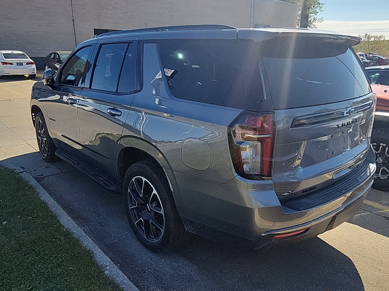 Thumbnail: 2022 Chevrolet Tahoe - 7