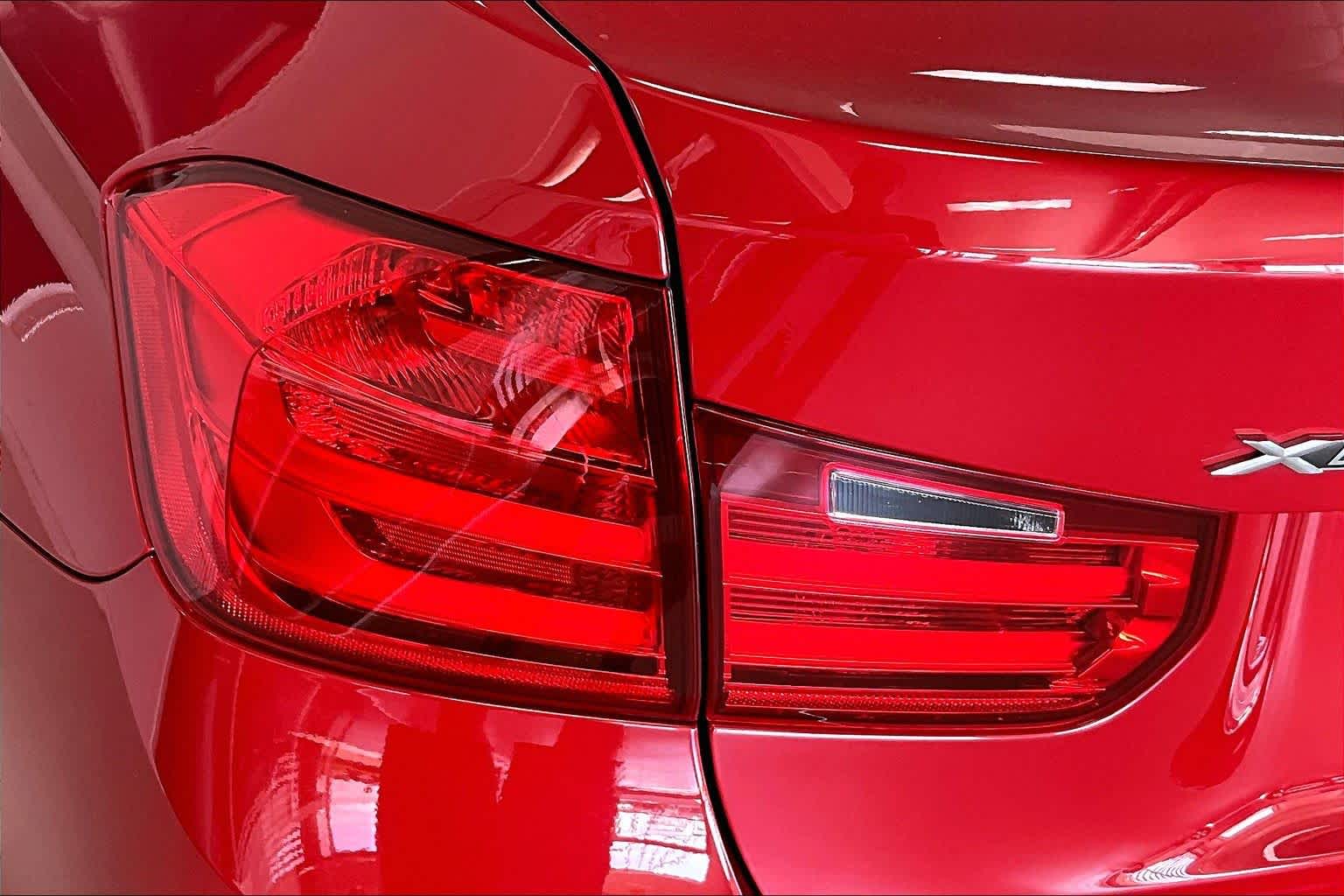 Thumbnail: 2013 BMW 3 Series - 30