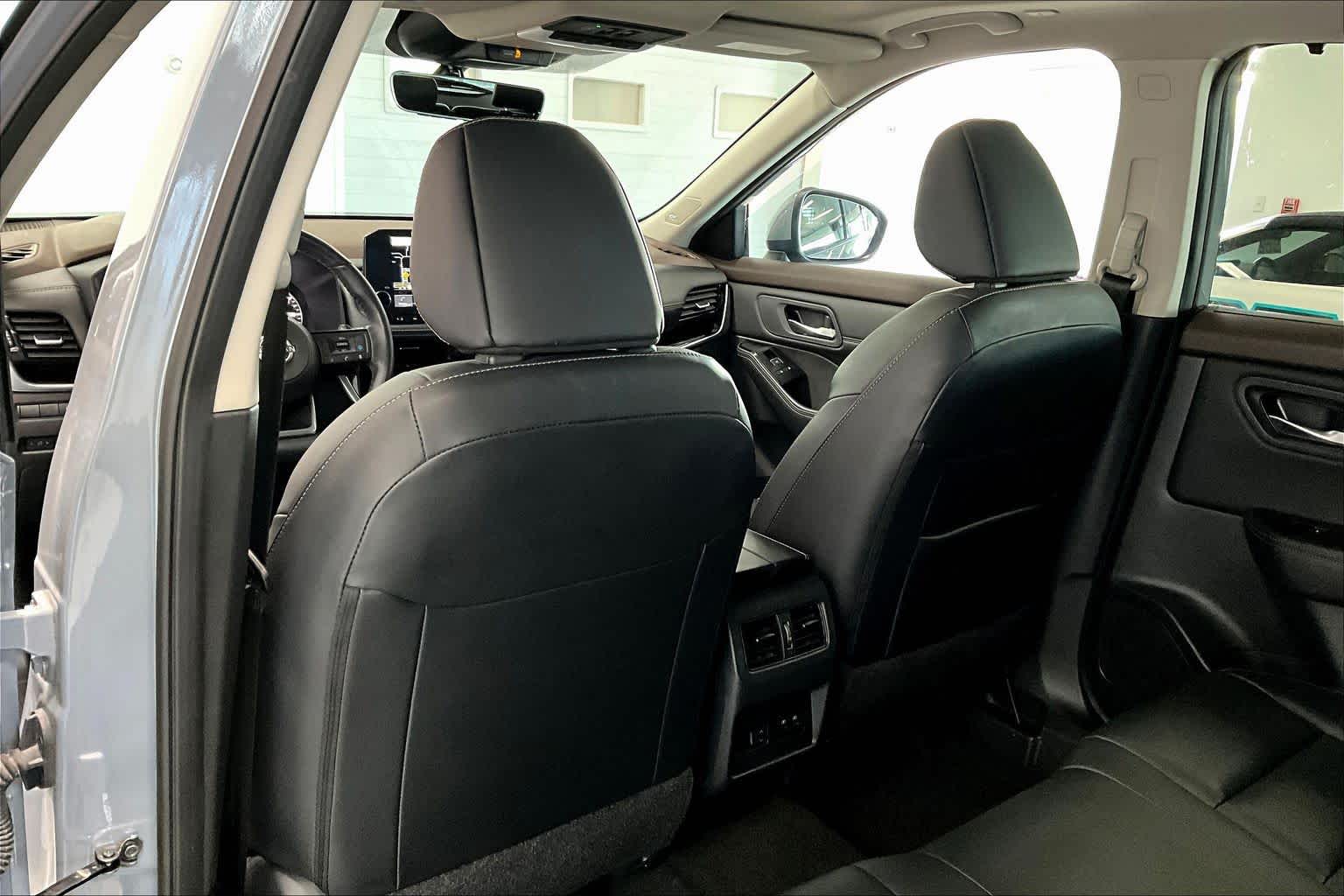 Thumbnail: 2023 Nissan Rogue - 11