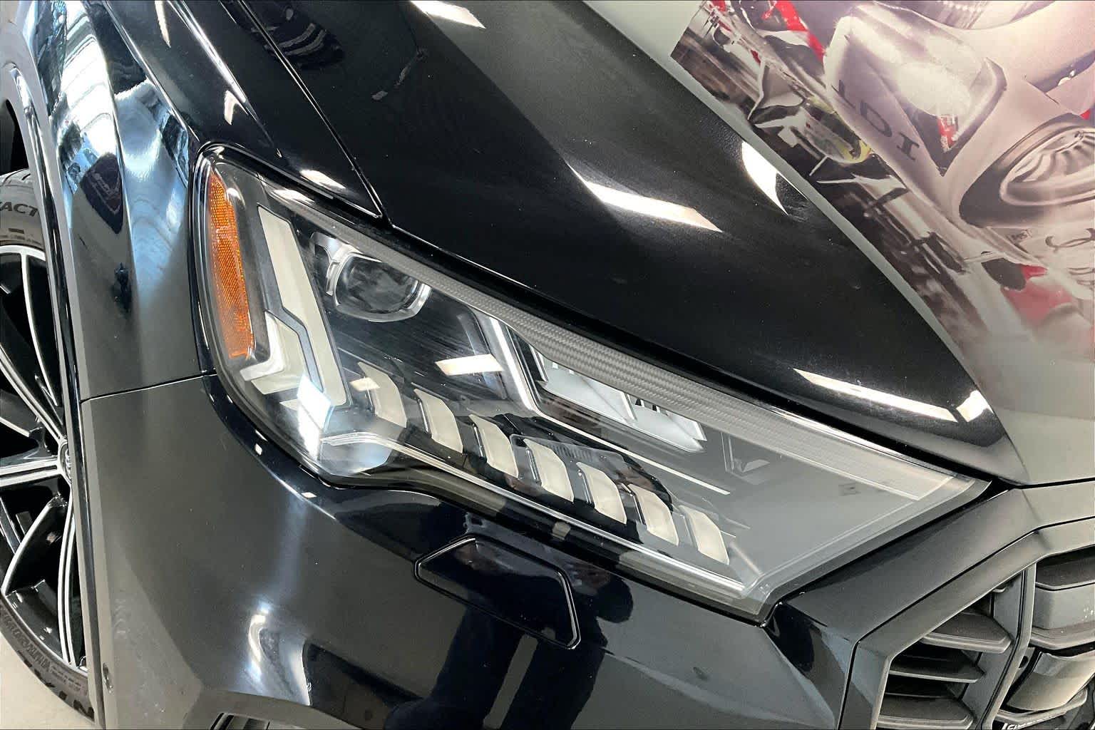 Thumbnail: 2021 Audi Q7 - 28