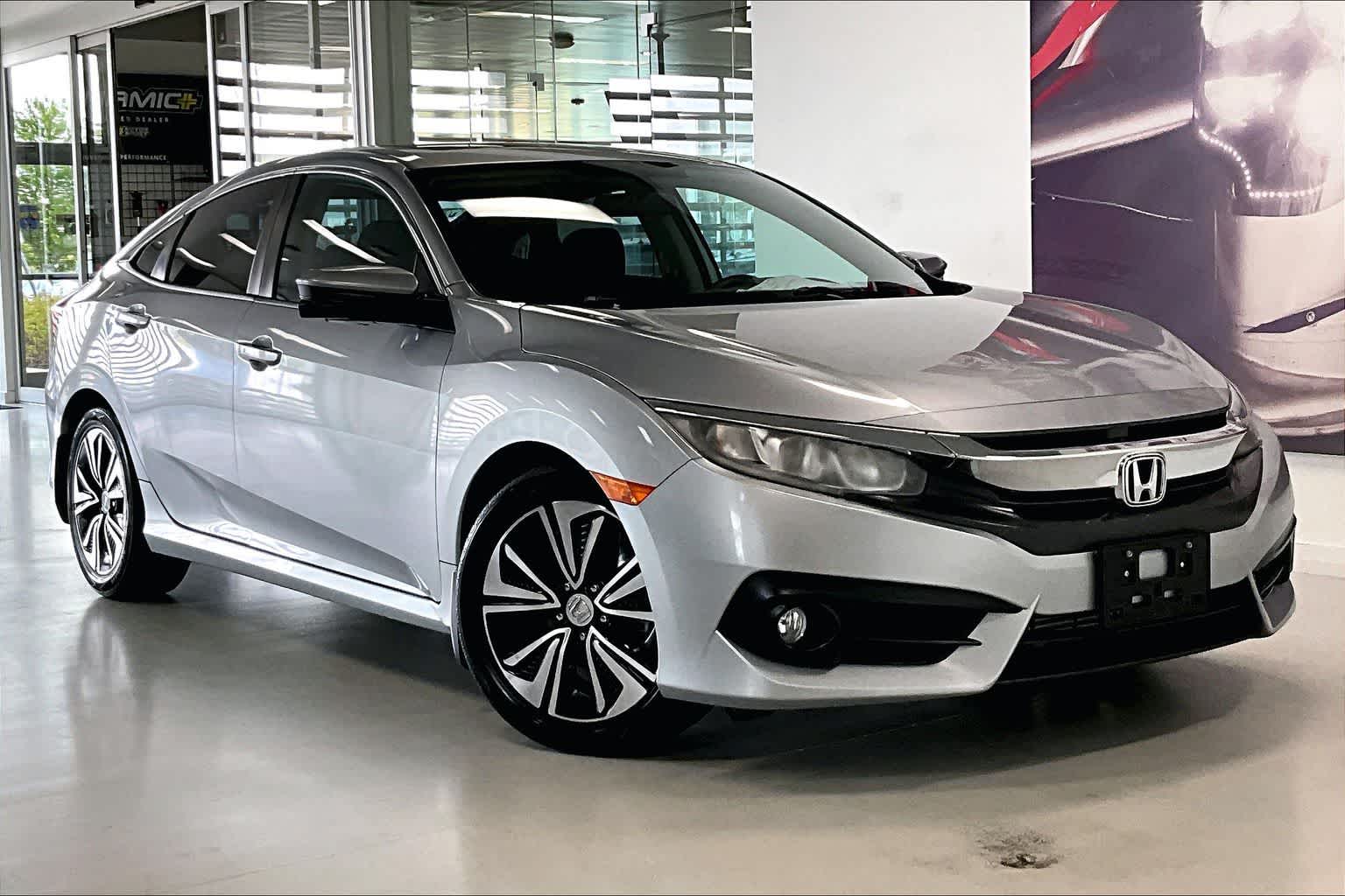 Thumbnail: 2016 Honda Civic - 19