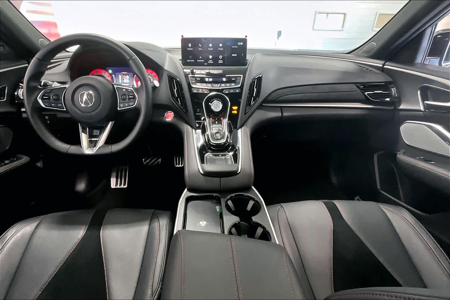 Thumbnail: 2025 Acura RDX - 8