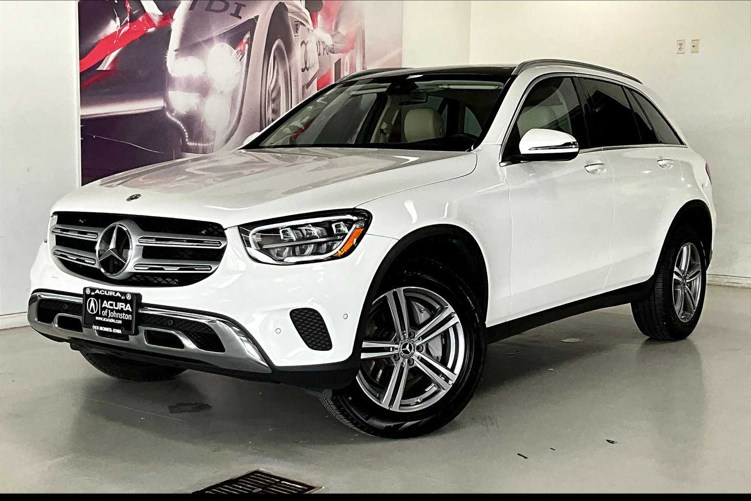 2021 Mercedes-Benz GLC 300 -
                  Johnston, IA