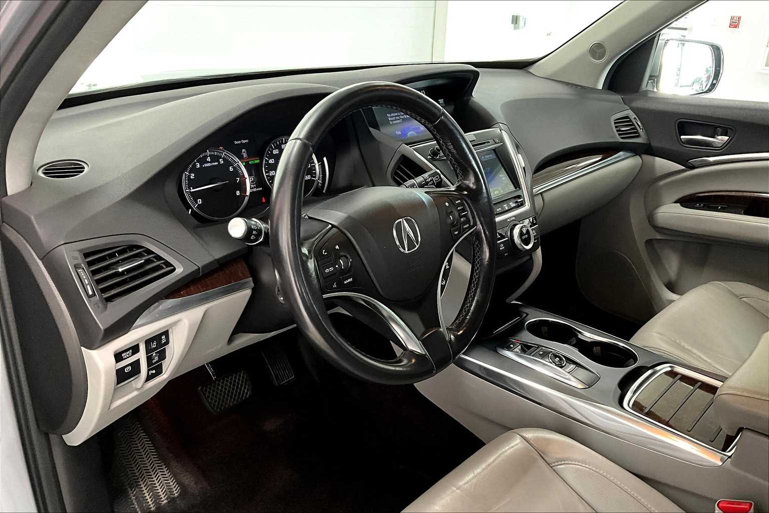 Thumbnail: 2017 Acura MDX - 2