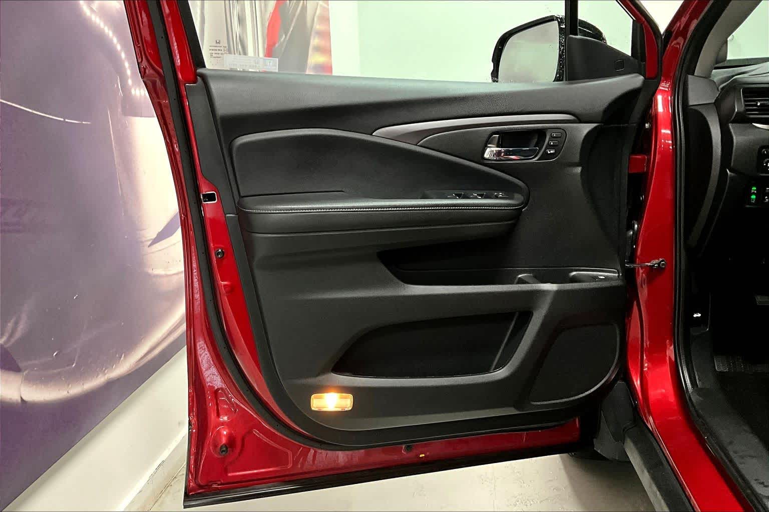 Thumbnail: 2023 Honda Ridgeline - 24