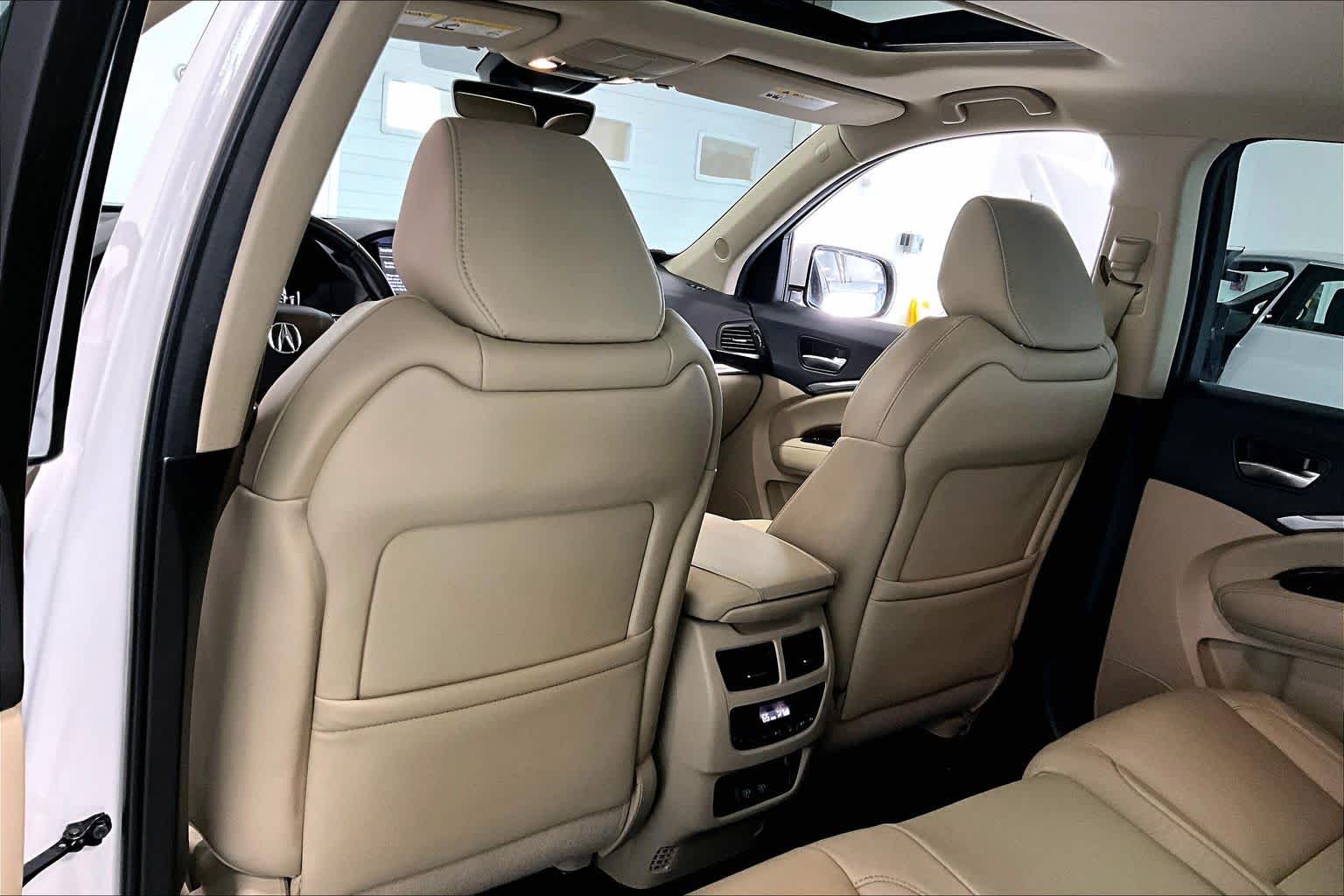 Thumbnail: 2020 Acura MDX - 11