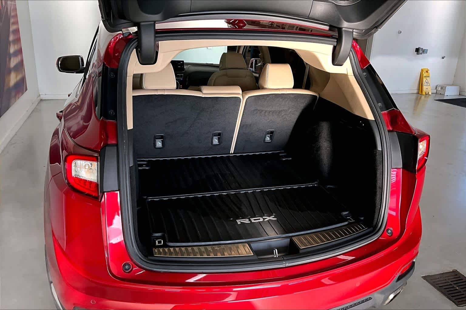 Thumbnail: 2024 Acura RDX - 15