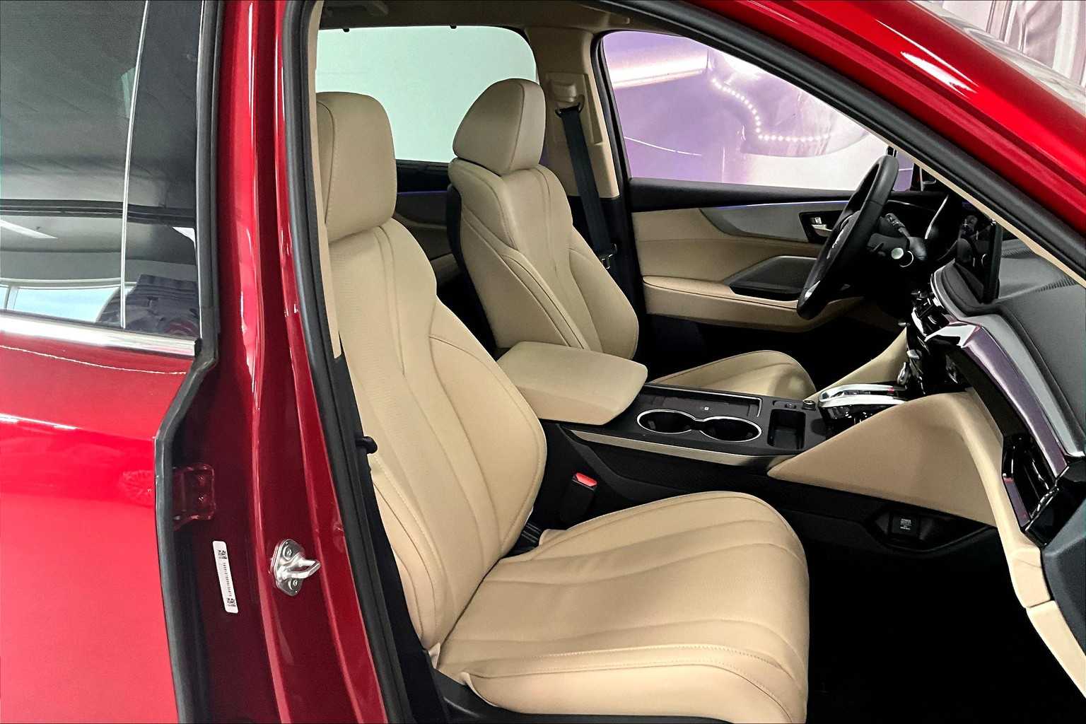 Thumbnail: 2025 Acura MDX - 12