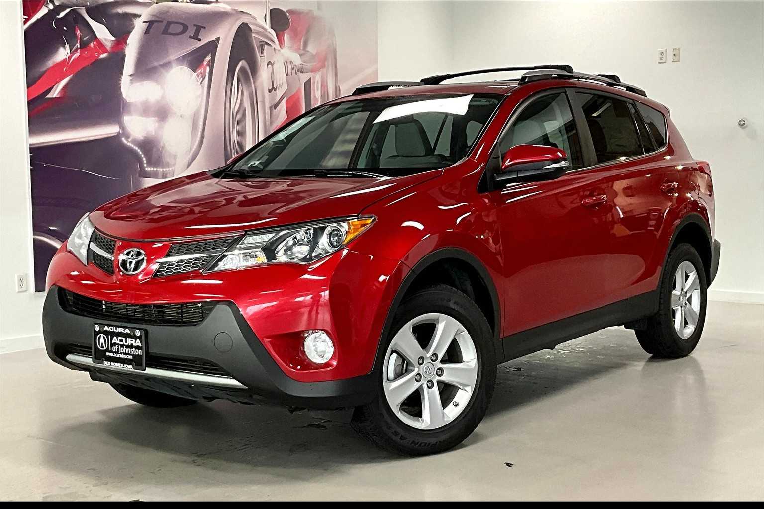 2013 Toyota RAV4 XLE -
                  Johnston, IA