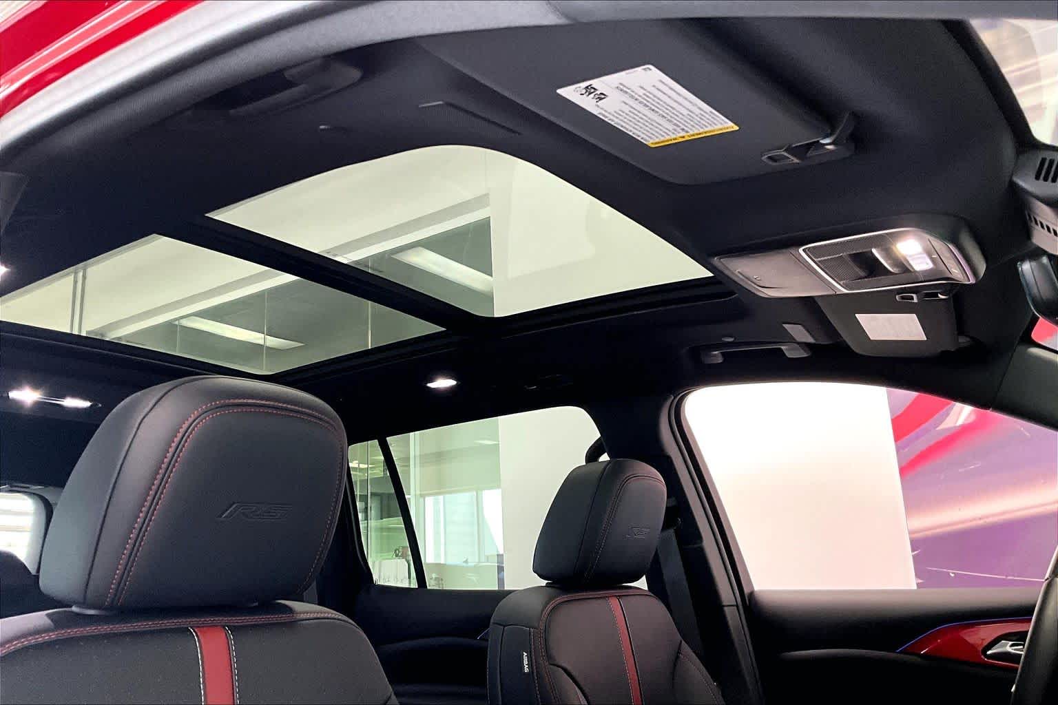 Thumbnail: 2024 Chevrolet Traverse - 27