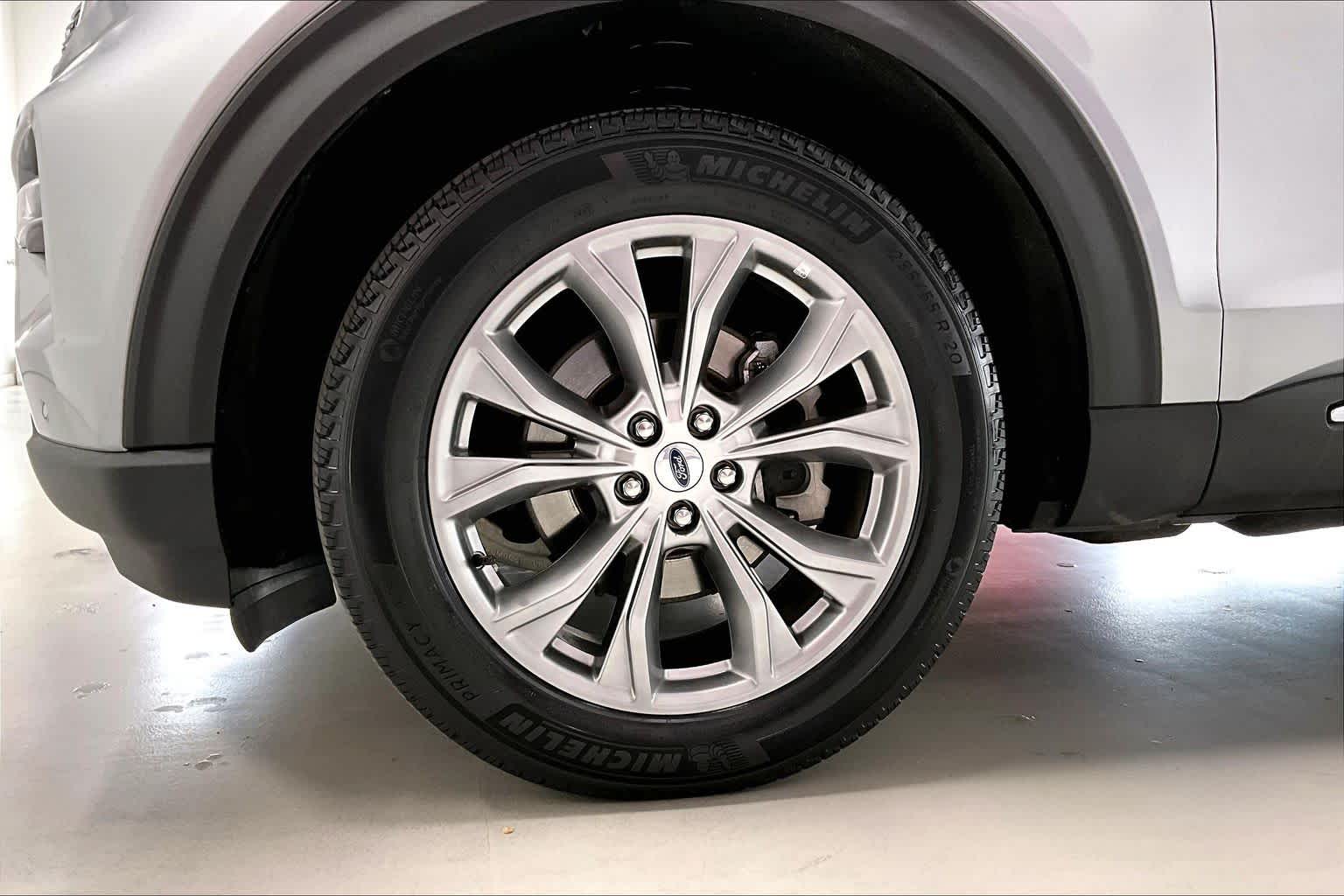 Thumbnail: 2023 Ford Explorer - 7