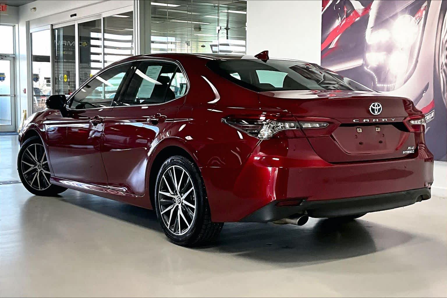 Thumbnail: 2022 Toyota Camry - 4