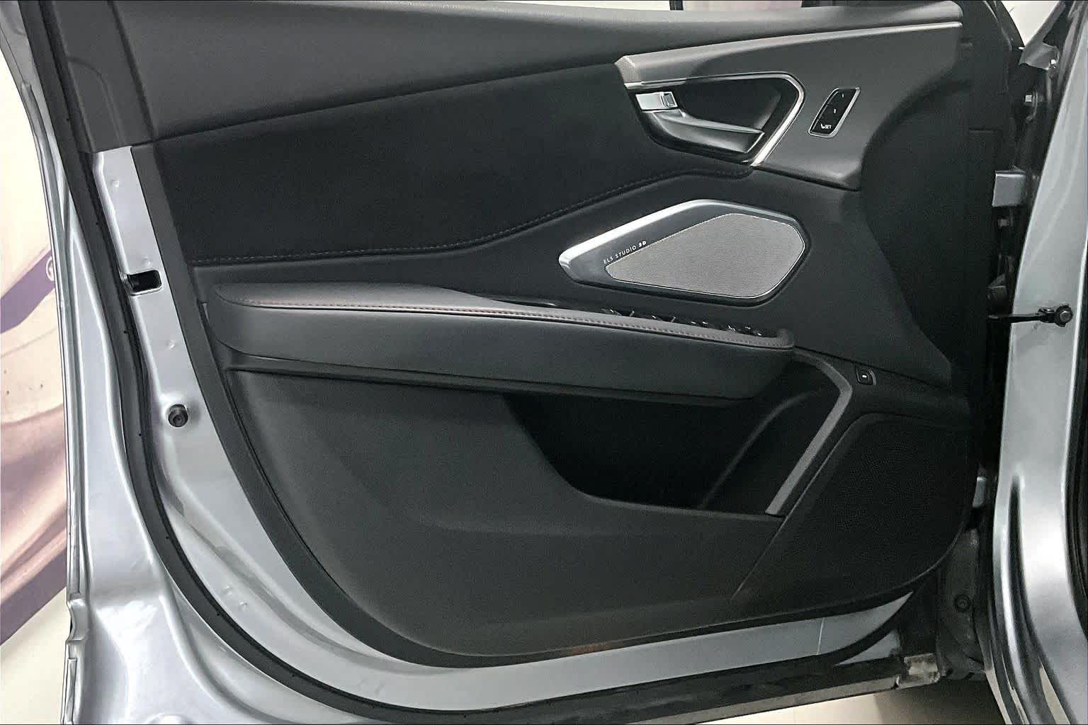 Thumbnail: 2023 Acura RDX - 25