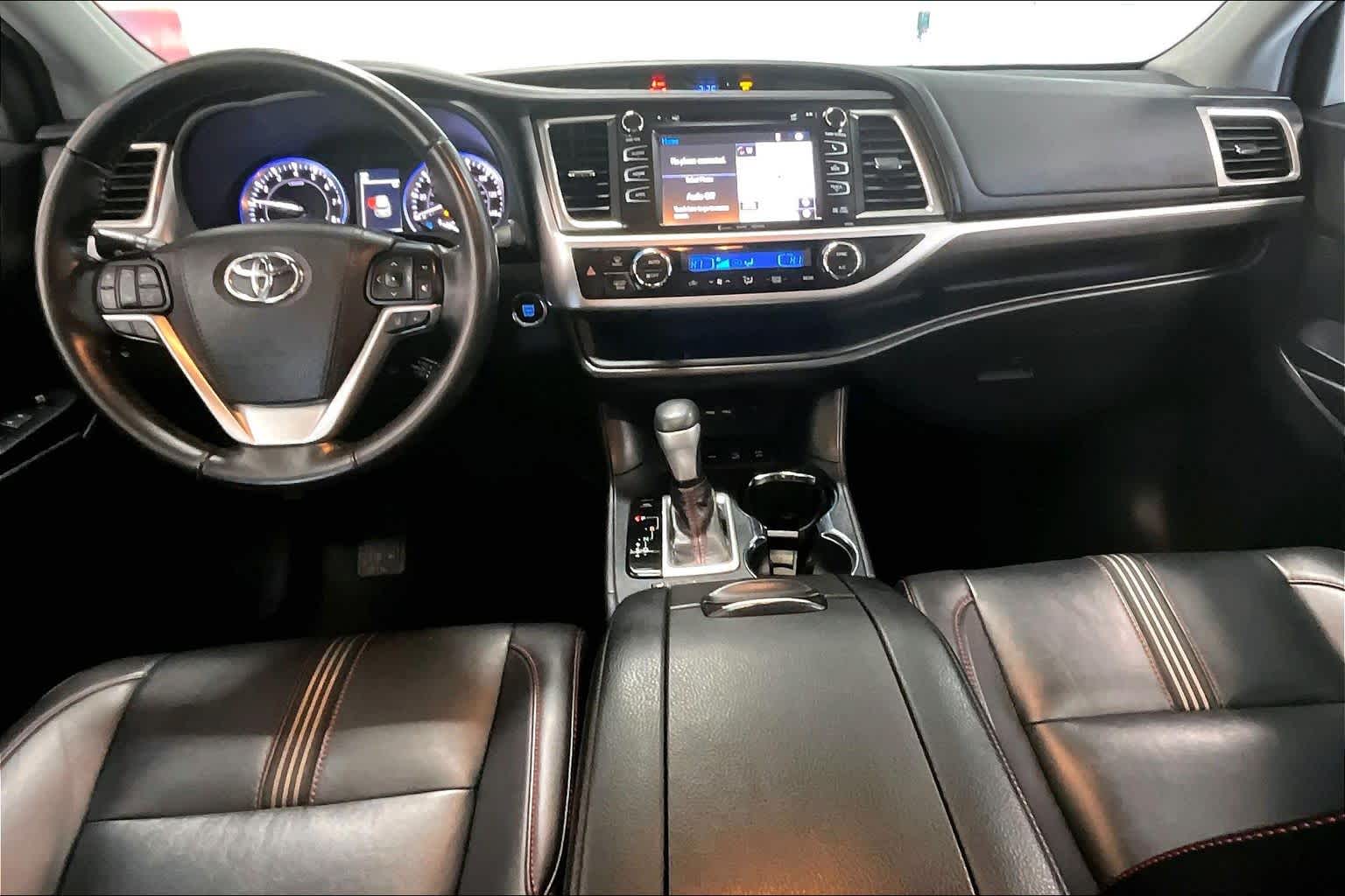 Thumbnail: 2019 Toyota Highlander - 9