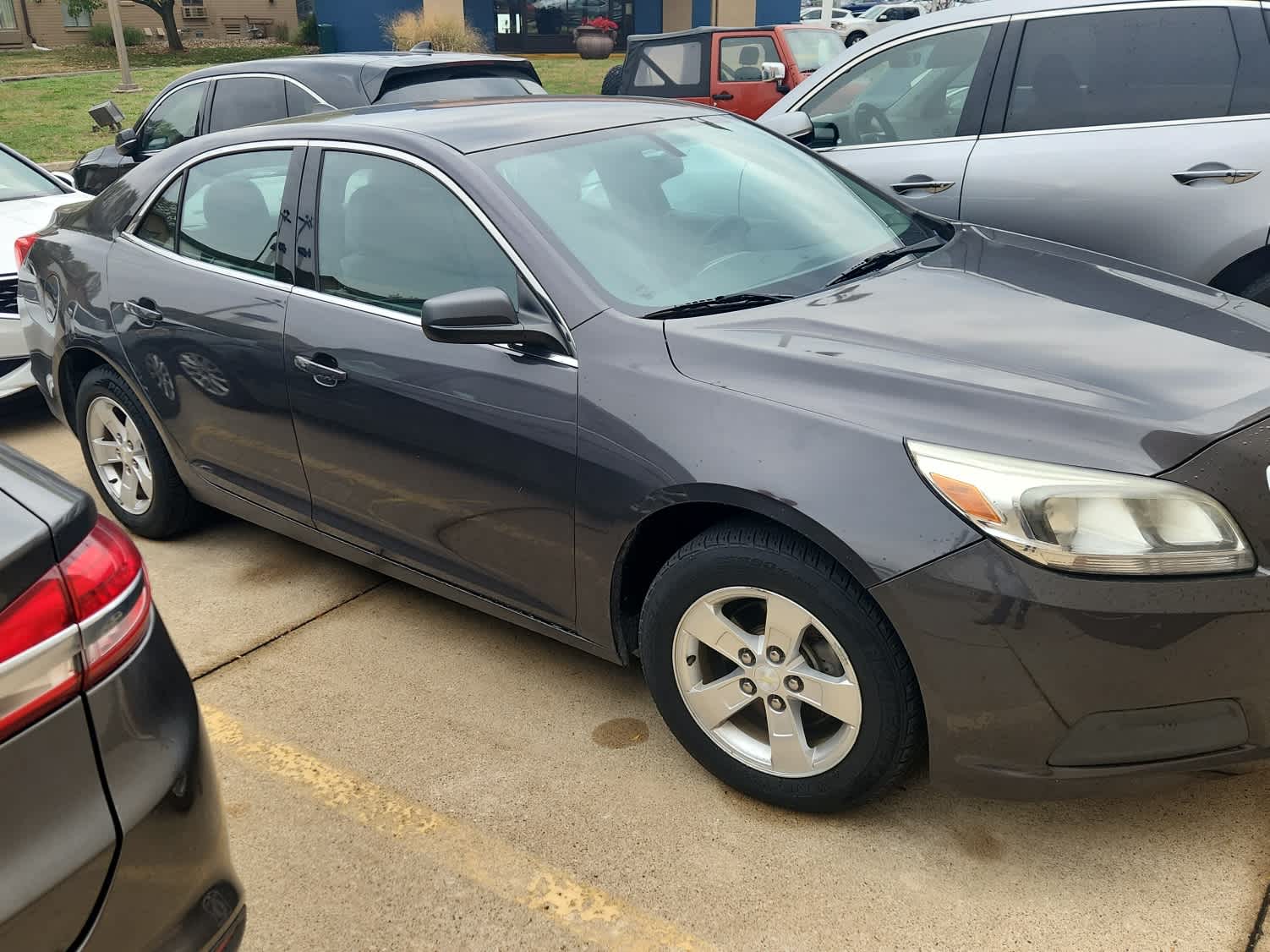 Thumbnail: 2013 Chevrolet Malibu - 4