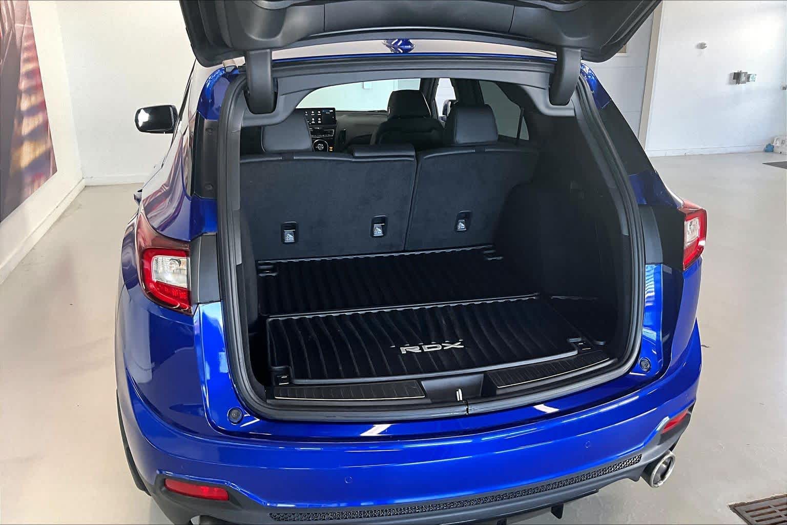 Thumbnail: 2022 Acura RDX - 17