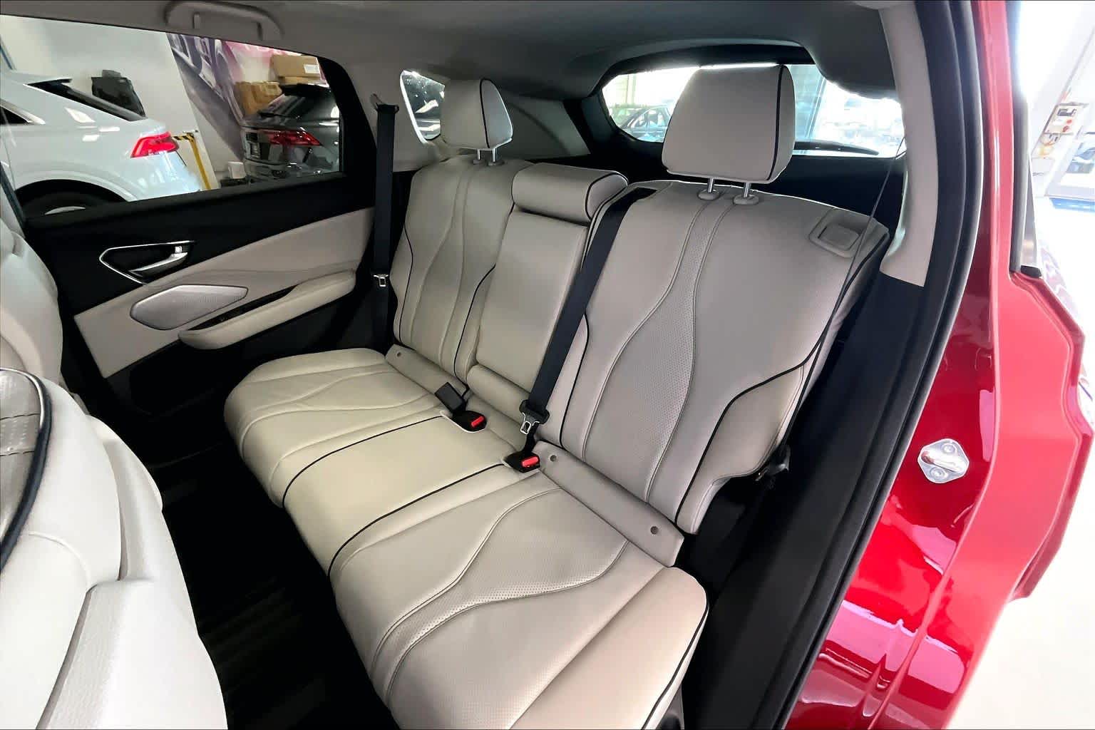 Thumbnail: 2026 Acura RDX - 12