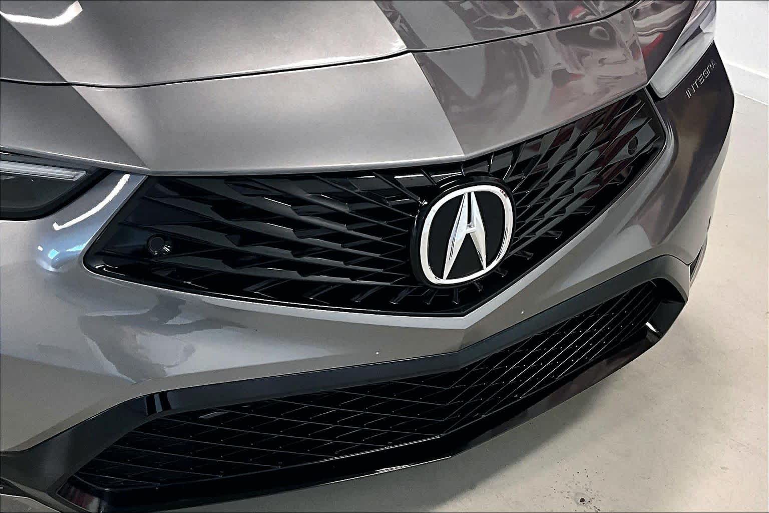 Thumbnail: 2023 Acura Integra - 31