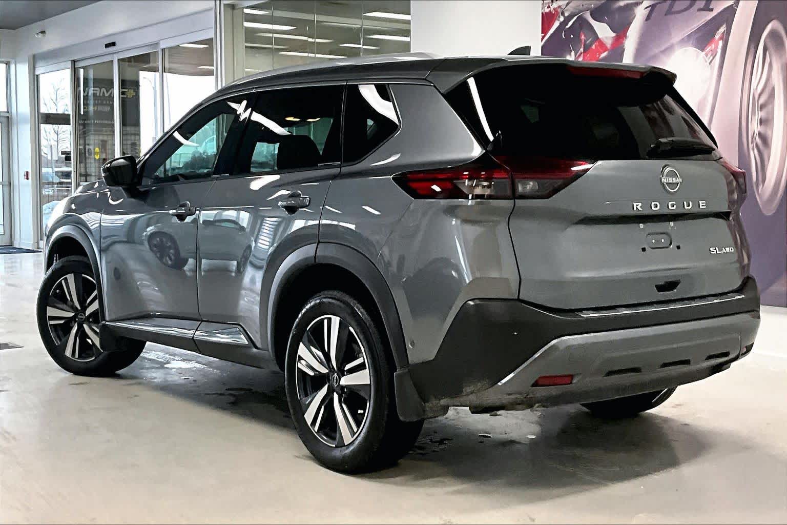 Thumbnail: 2023 Nissan Rogue - 4