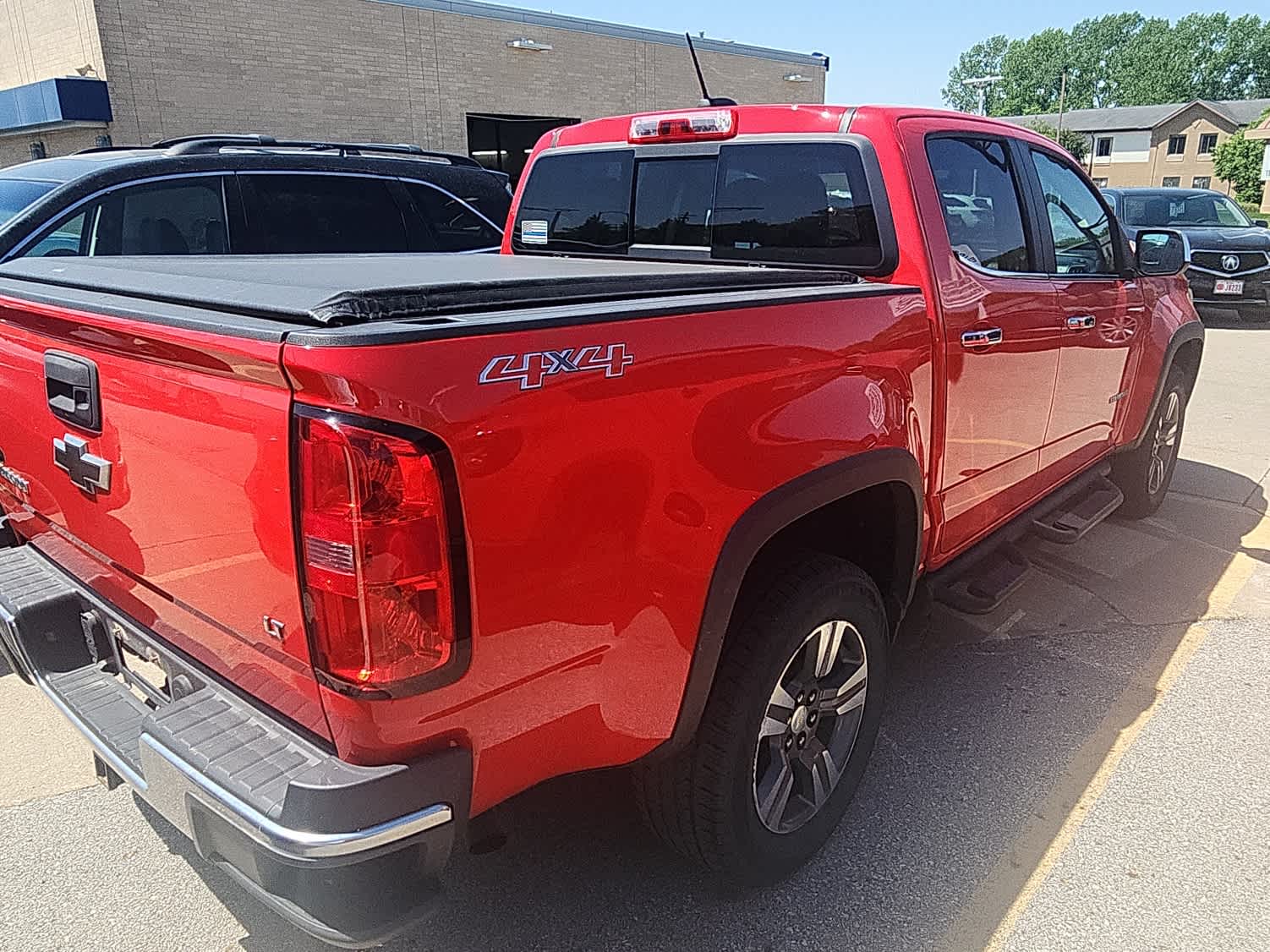 Thumbnail: 2016 Chevrolet Colorado - 5