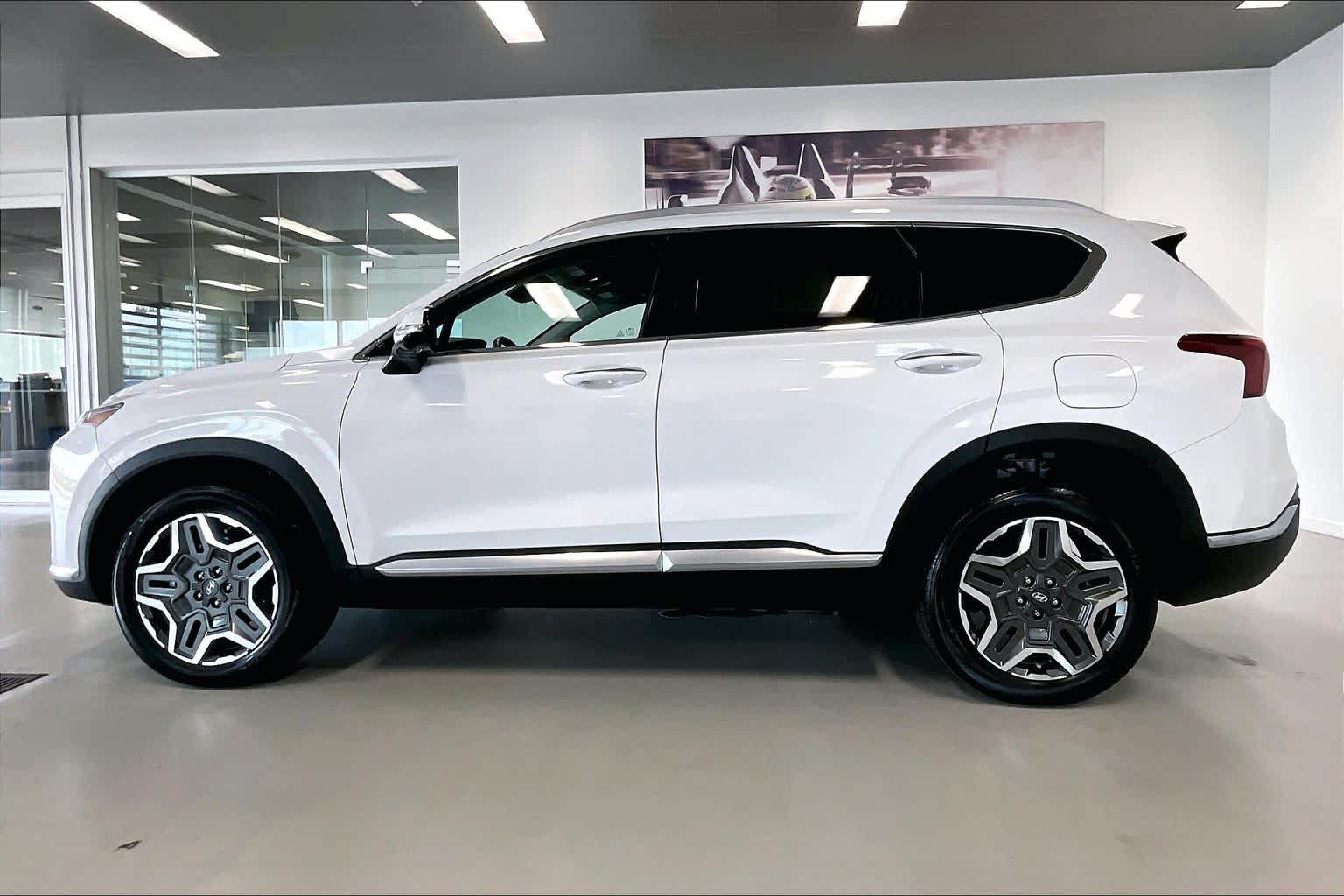 Thumbnail: 2023 Hyundai Santa Fe - 3