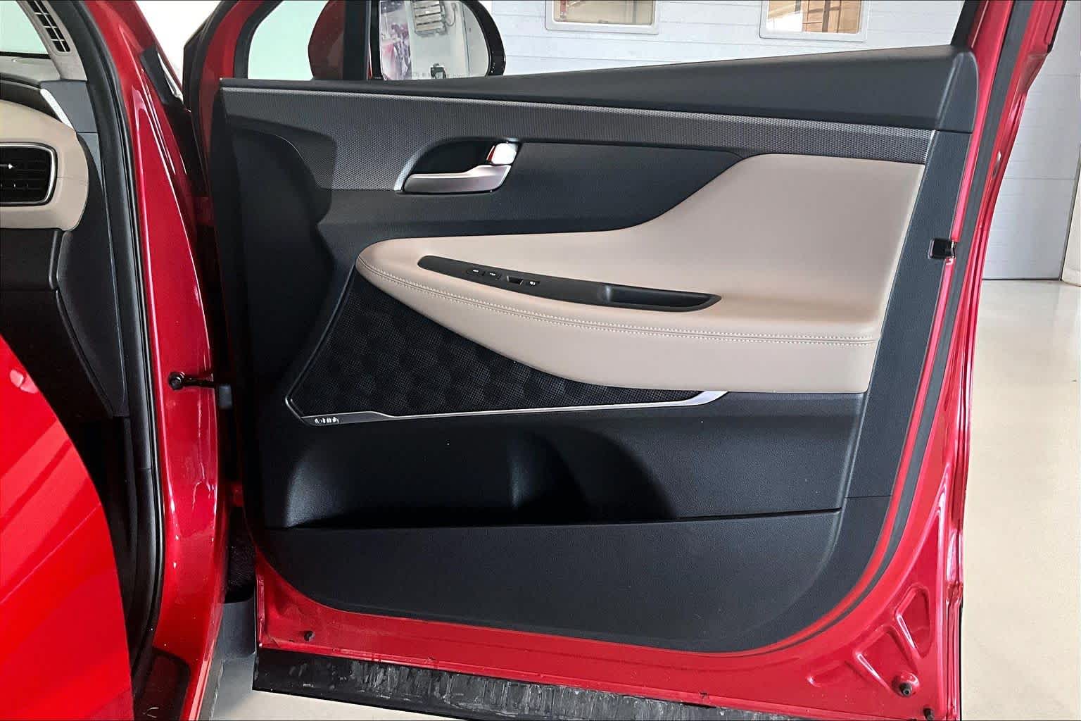 Thumbnail: 2020 Hyundai Santa Fe - 25