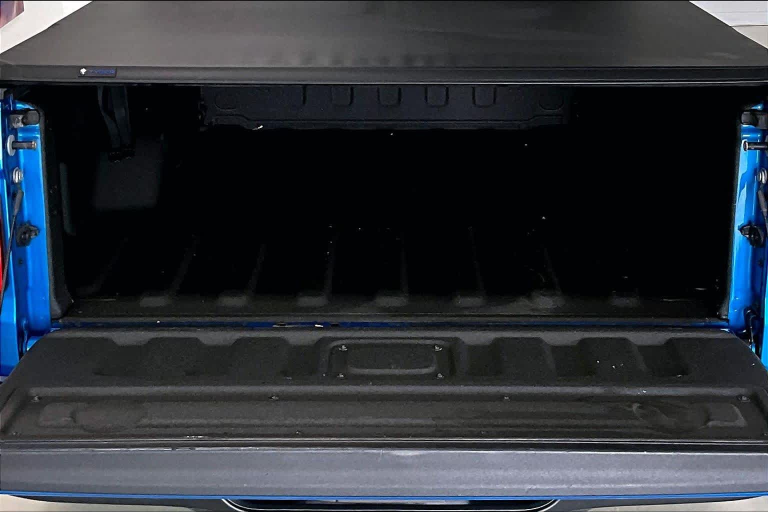 Thumbnail: 2021 Jeep Gladiator - 17