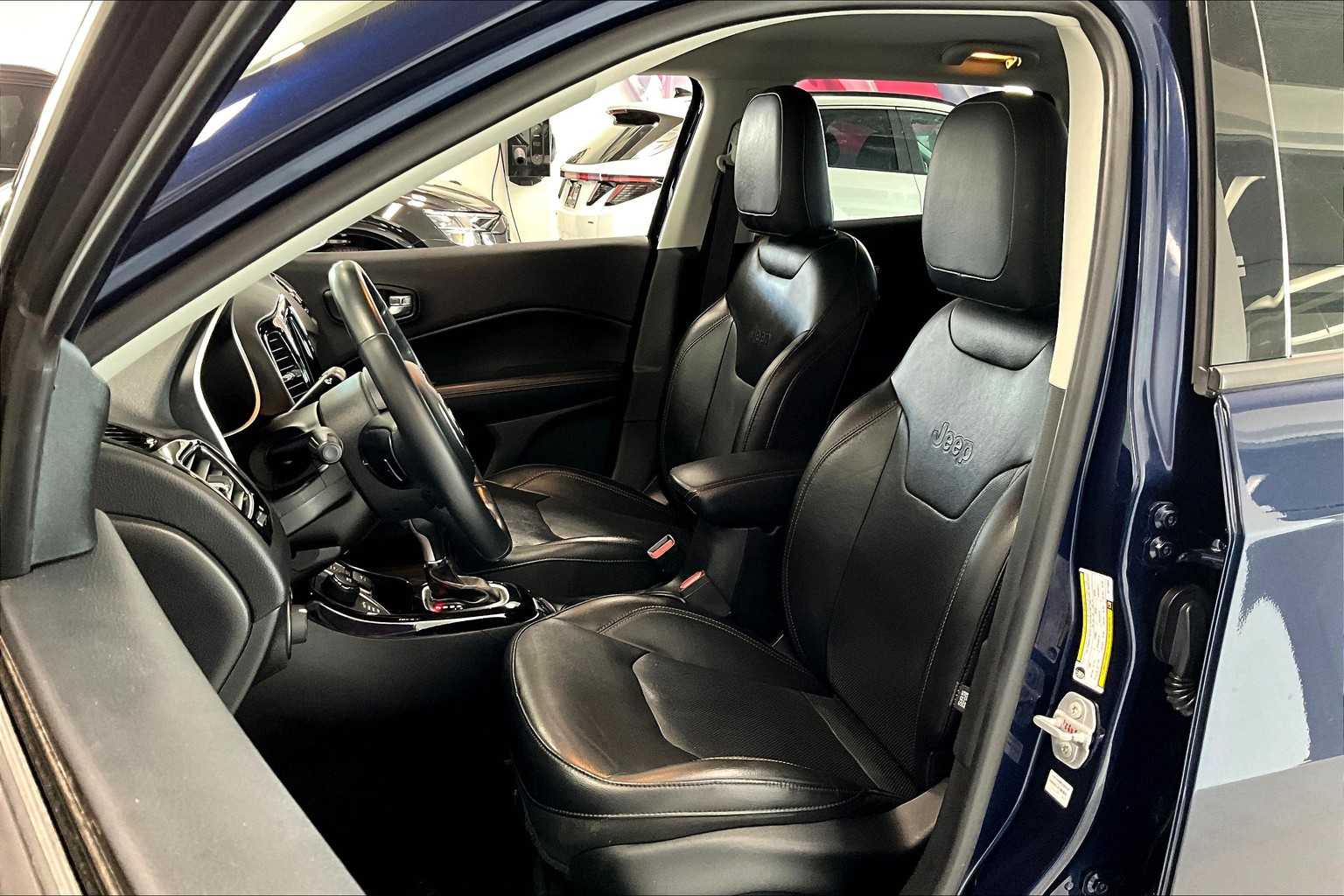 Thumbnail: 2019 Jeep Compass - 10