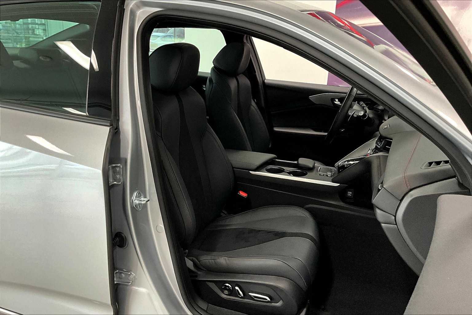 Thumbnail: 2024 Acura TLX - 12