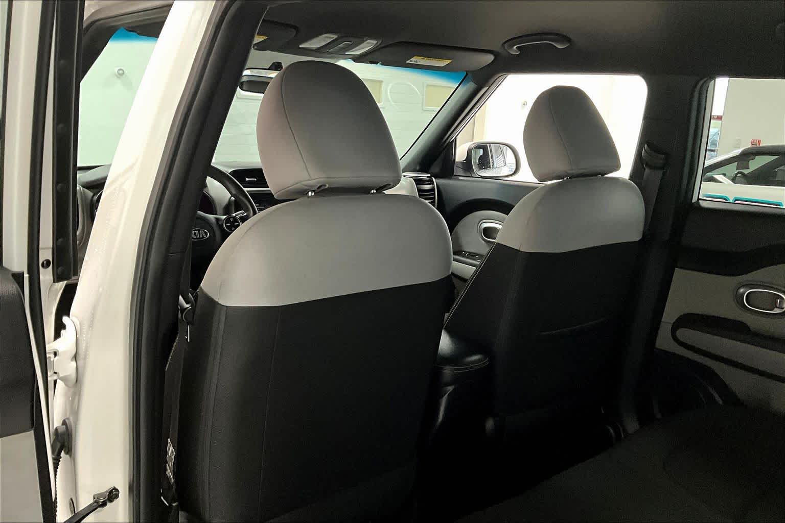 Thumbnail: 2014 Kia Soul - 11