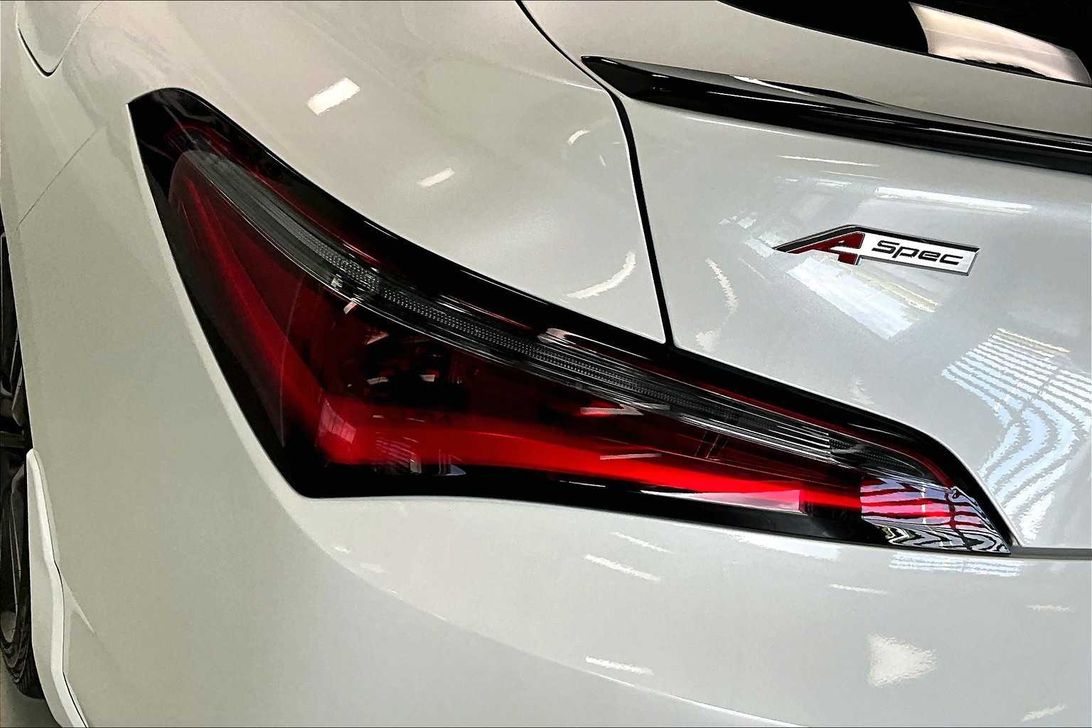 Thumbnail: 2023 Acura Integra - 32